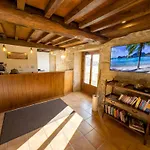 As Pedras Hotel Roxos