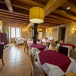 Hotel As Pedras Roxos