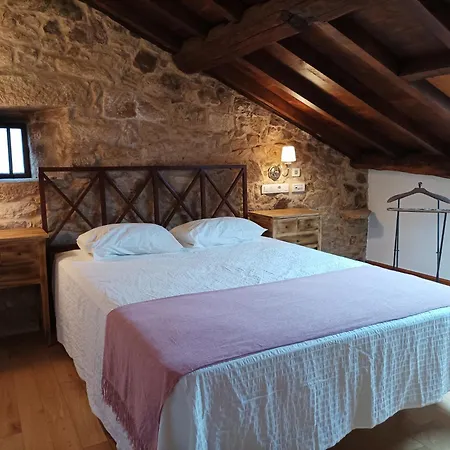 Hotel As Pedras Roxos