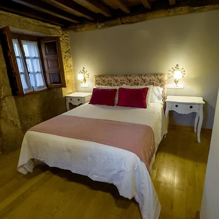 Hotel As Pedras Roxos