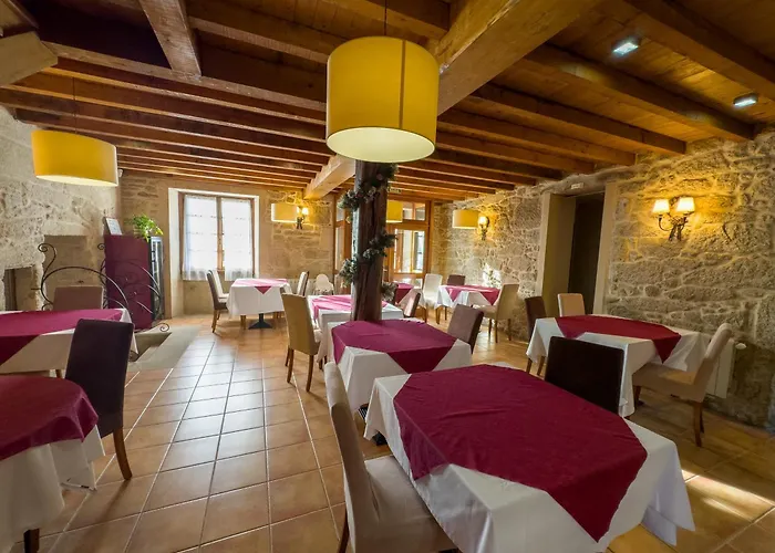 Hotel As Pedras Roxos